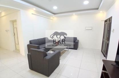 Apartment - 2 Bedrooms - 2 Bathrooms for rent in Al Juffair - Capital Governorate
