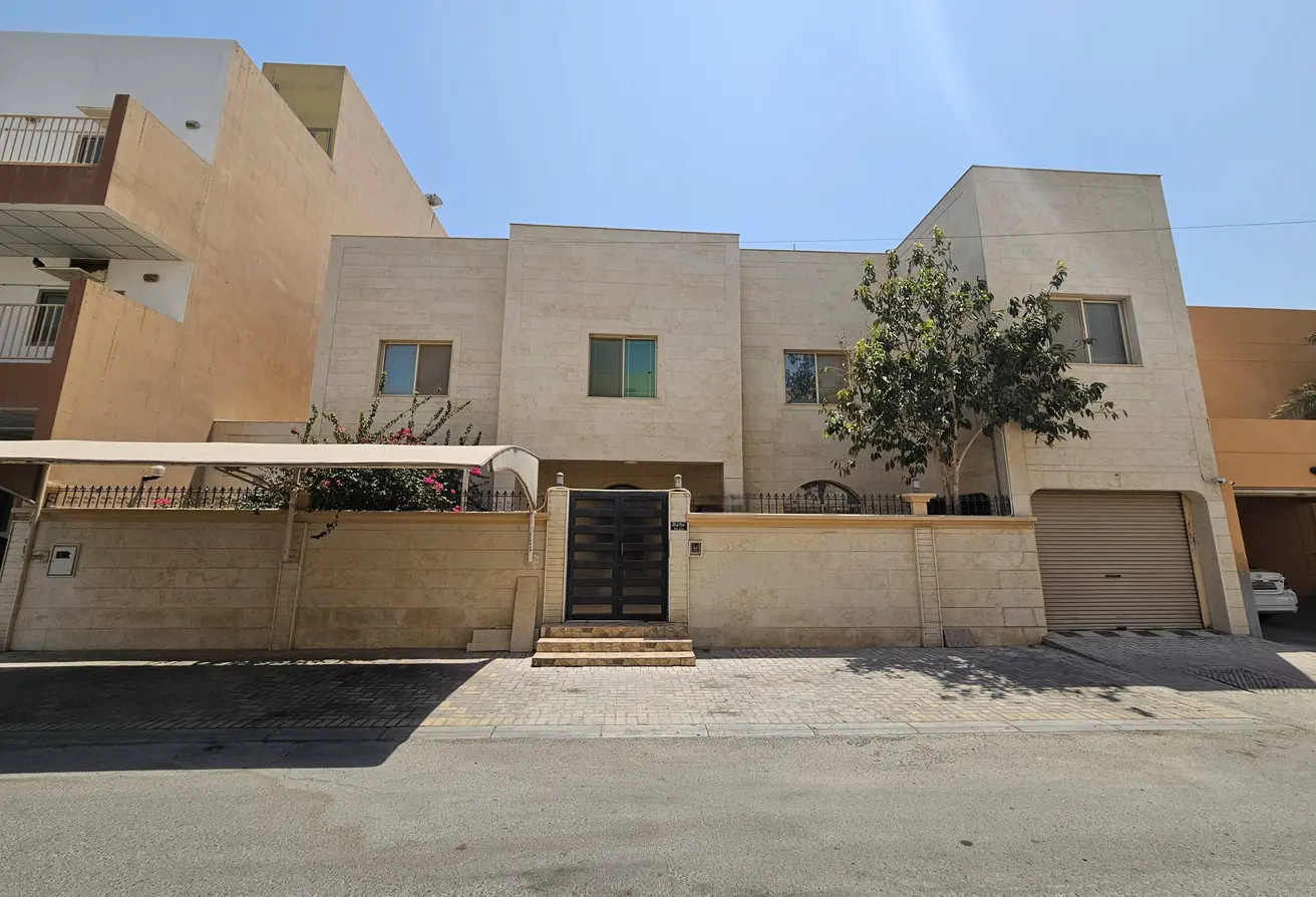 56703713 - Property Main Image