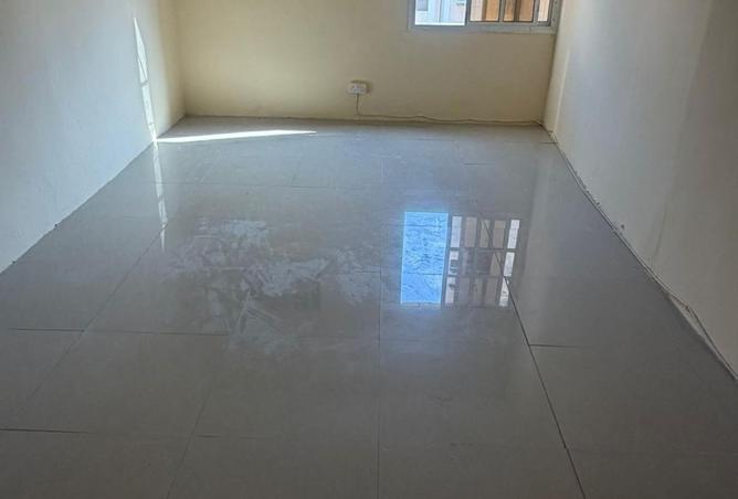 988589 - صورة العقار 2