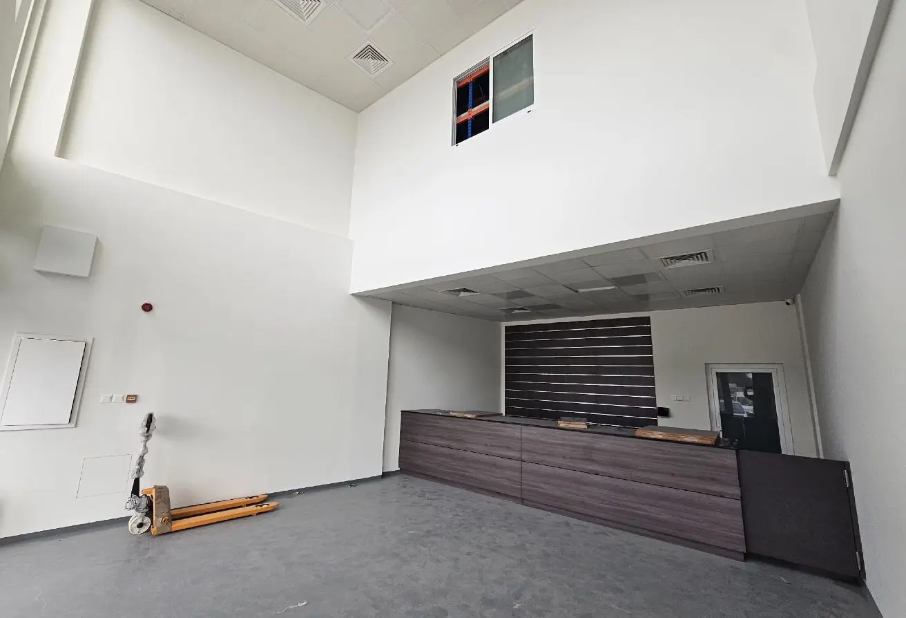 58112372 - Property Main Image