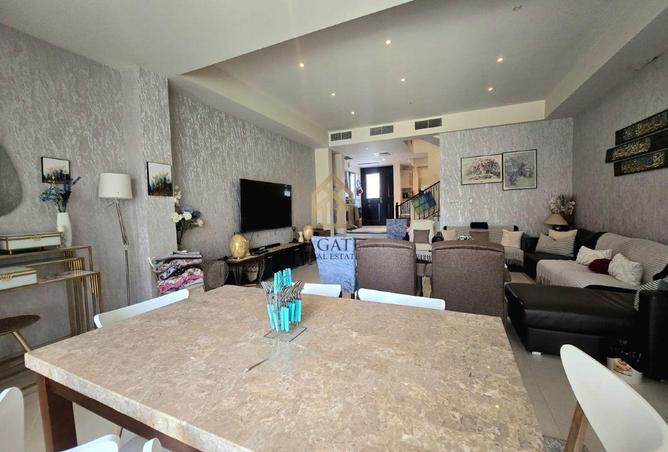 1003001 - Property Image 3