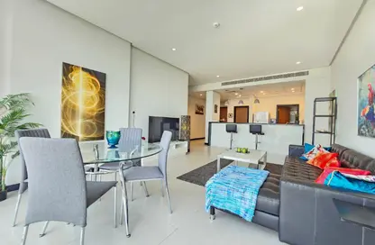 Apartment - 2 Bedrooms - 3 Bathrooms for rent in Reef Island - Capital Governorate