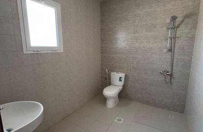 Villa - 4 Bedrooms - 5 Bathrooms for rent in Riffa - Southern Governorate