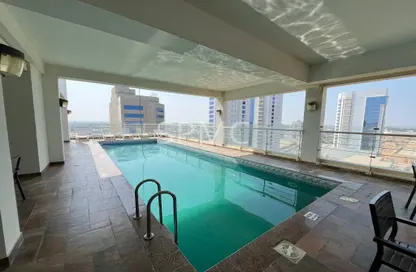 Apartment - 2 Bedrooms - 2 Bathrooms for rent in Sanabis - Manama - Capital Governorate