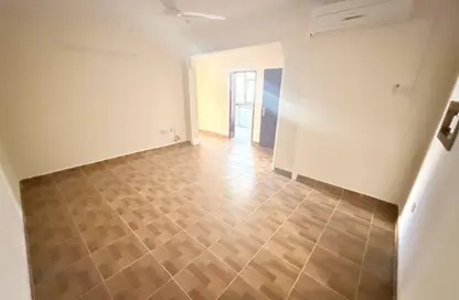 Apartment - 2 Bedrooms - 2 Bathrooms for rent in Mahooz - Manama - Capital Governorate