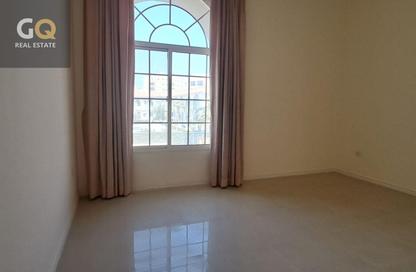 Villa - 4 - 5 for rent in Um Al Hasam - Manama - Capital Governorate Villa - 4 - 5 for rent in Um Al Hasam - Manama - Capital Governorate