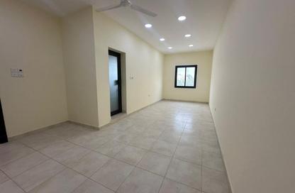 Apartment - 2 Bedrooms - 3 Bathrooms for rent in Budaiya - Northern Governorate