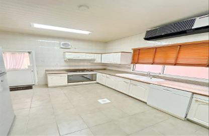Villa - 4 Bedrooms - 4 Bathrooms for rent in Zinj - Manama - Capital Governorate