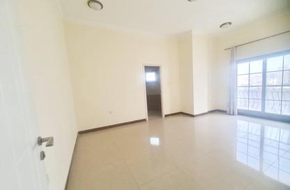 Apartment - 2 Bedrooms - 2 Bathrooms for rent in Hidd - Muharraq Governorate