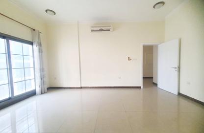 Apartment - 2 Bedrooms - 2 Bathrooms for rent in Hidd - Muharraq Governorate
