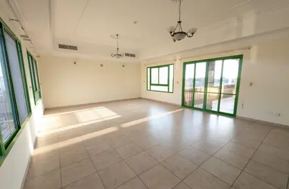 Villa - 4 Bedrooms - 5 Bathrooms for rent in Hamala - Northern Governorate