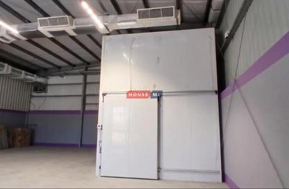 Warehouse - Studio - 1 Bathroom for rent in Sitra - Central Governorate