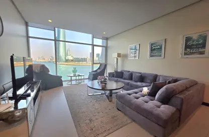 Apartment - 2 Bedrooms - 3 Bathrooms for rent in Reef Island - Capital Governorate